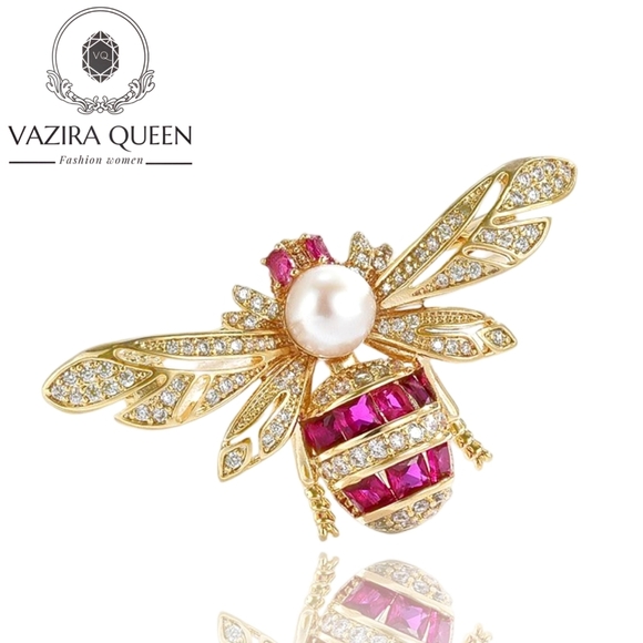 VQ Bee Brooch - Picture 1 of 7